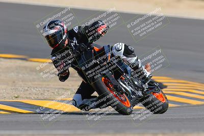 media/Oct-03-2022-Moto Forza (Mon) [[5f077a3730]]/Intermediate Group/Session 2 (Turn 10)/